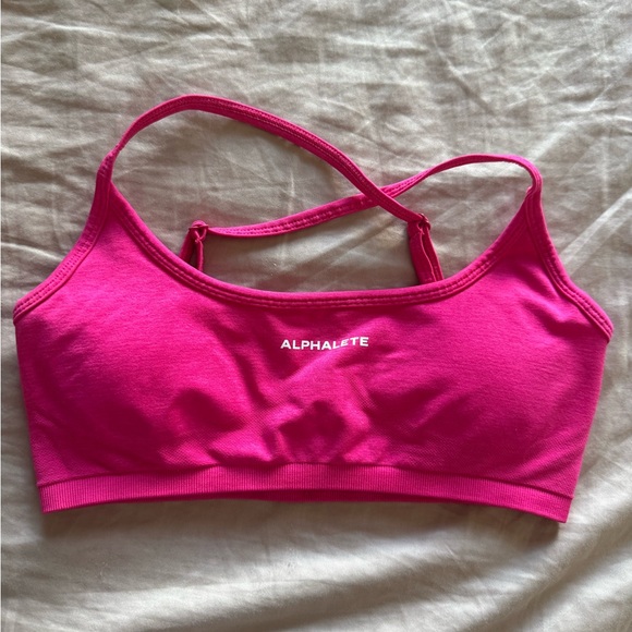 Alphalete Other - Alphalete Amplify Open Back Sports Bra in Bloom